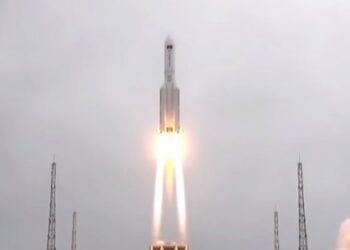 ആശങ്കയ്‌ക്ക്‌-വിരാമം;-ചൈനീസ്-റോക്കറ്റ്-ഇന്ത്യൻ-മഹാസമുദ്രത്തിൽ-പതിച്ചെന്ന്-ചൈന