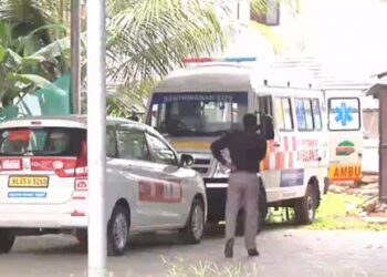 കോവിഡ്‌-ബാധിതയുടെ-മൃതദേഹം-മതാചാരപ്രകാരം-കുളിപ്പിച്ചു;-ബന്ധുക്കൾക്കെതിരെ-കേസെടുത്തു