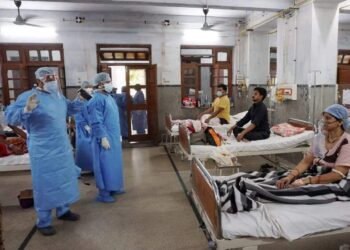 കൂടുതല്‍-ഡോക്ടര്‍മാരേയും-നഴ്സുമാരേയും-താൽക്കാലികമായി-നിയമിക്കും:-മുഖ്യമന്ത്രി