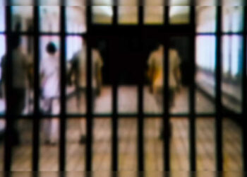 ജയിലിലേക്ക്-ജനനേന്ദ്രിയത്തിൽ-തോക്ക്-ഒളിപ്പിച്ച്-കടത്തി,-17-ദിവസത്തിന്-ശേഷം-പൊക്കി