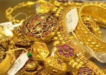 സ്വർണവിലയിൽ-വീണ്ടും-കുറവ്‌;-പവന്‌-33,680-രൂപ