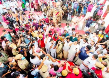 ചുവന്ന-മണ്ണിൽ-ലയിച്ചുചേർന്നു;-വിപ്ലവ-നക്ഷത്രത്തിന്-വിട