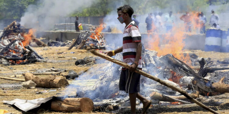 യുപിയിൽ-നിന്നും-മൃതദേഹങ്ങൾ-ഒഴുക്കി-വിടുന്നു;-ഗംഗയിൽ-വലകെട്ടി-ബിഹാർ