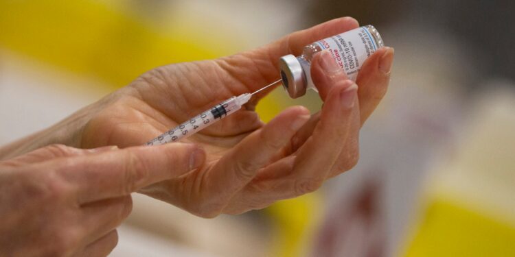 സംസ്ഥാനത്ത്-വാക്സിൻ-വിതരണം-എങ്ങനെ?-വിശദീകരിച്ച്-മുഖ്യമന്ത്രി