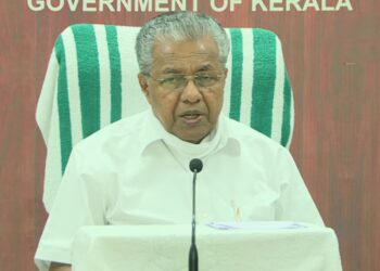 ചുഴലിക്കാറ്റും-മഴയും;-അടിയന്തരമായി-300-ടൺ-മെഡിക്കൽ-ഓക്സിജൻ-ലഭ്യമാക്കണം,-പ്രധാനമന്ത്രിക്ക്-കത്തയച്ച്-മുഖ്യമന്ത്രി