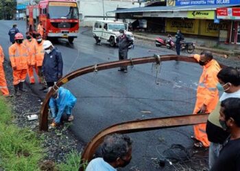 വൈദ്യുതിമേഖലയിൽ-വൻ-നാശം;-ആശുപത്രികളുടെ-പ്രവർത്തനം-തടസ്സപ്പെടാതിരിക്കാൻ-പ്രത്യേക-ശ്രദ്ധ