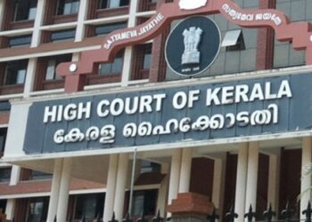 കോടതികളിൽ-ഇ-–-ഫയലിങ്-നടപ്പാക്കുന്നതിനെതിരെ-അഭിഭാഷകർ