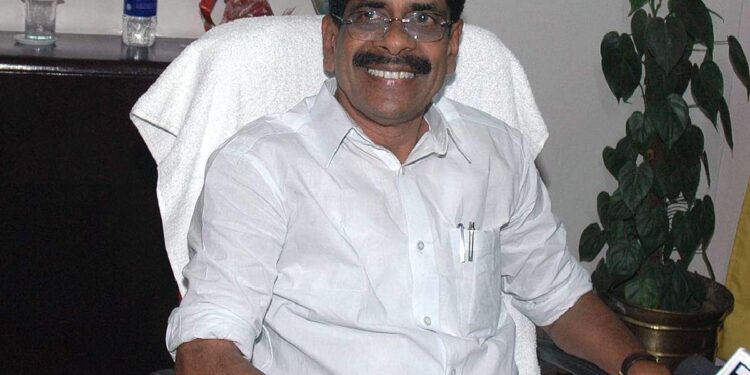 മുല്ലപ്പള്ളിയുടെ-പേരില്‍-വൻ-സാമ്പത്തിക-തട്ടിപ്പ്;-മുഖ്യമന്ത്രിക്കും-പോലീസ്-മേധാവിക്കും-പരാതി-നല്‍കി