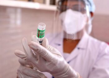 18-44-വയസ്-മുന്‍ഗണനാ-വിഭാഗത്തിന്റെ-വാക്സിനേഷന്‍-നാളെ-മുതല്‍