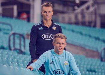 ‘എനിക്ക്-ചിരി-നിര്‍ത്താനായില്ല’;-സഹോദരനെതിരെ-പന്തെറിഞ്ഞതിനെക്കുറിച്ച്-സാം-കറണ്‍