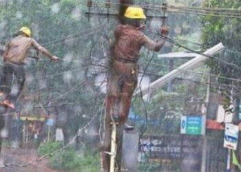 കെഎസ്‌ഇബിക്ക്‌-‘ടൗട്ടെ-ഷോക്ക്‌’;-നഷ്ടം-53-കോടി