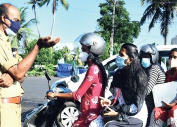 മുപ്പൂട്ട്‌:-സഹകരിച്ച്‌-ജനം-;-അവശ്യസാധന-കടകൾ-ഇന്ന്-2-വരെ