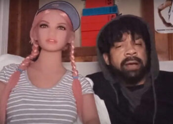 നിരവധി-സ്ത്രീകളുമായി-ബന്ധം-വേണം,-സെക്‌സ്-ഡോളുകൾ-വാങ്ങിക്കൂട്ടി-ഹെഫ്നർ