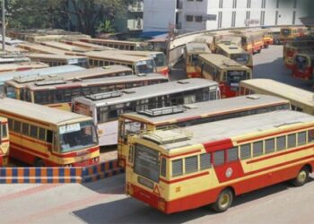 അവശ്യ-സർവീസാണോ- ആനവണ്ടിയിൽ-കയറാം