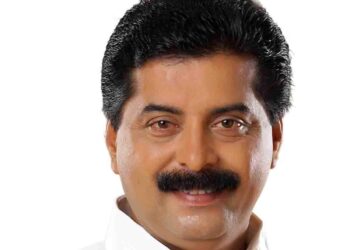 ‘കൈപിടിച്ചുയ‍ര്‍ത്തിയ-മാണി-സാറിന്-നന്ദി’;-സത്യപ്രതിജ്ഞയ്ക്ക്-മുമ്പ്-റോഷി-അഗസ്റ്റിൻ