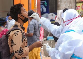 ഇന്ന്-30,491-പേര്‍ക്ക്-കോവിഡ്;-ടെസ്റ്റ്-പോസിറ്റിവിറ്റി-നിരക്ക്-23.18,-മരണം-128