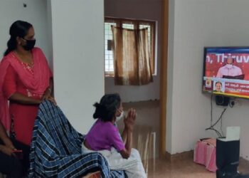 തൊഴുകെെയോടെ-പങ്കിയമ്മ-കണ്ടു;-രാജീവ്‌-മന്ത്രിയാകുന്നത്‌