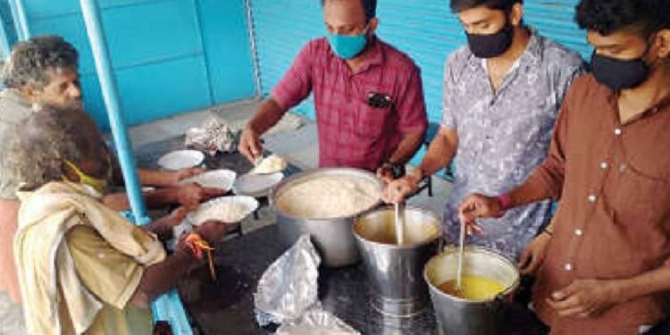 ഈ-ഹോട്ടല്‍-അടച്ചാലും-വിശക്കുന്നവര്‍ക്ക്-അന്നമൂട്ടും