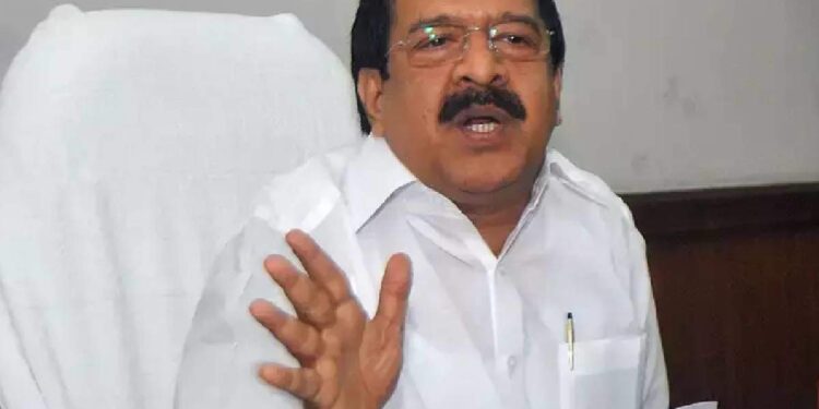 പ്രതിപക്ഷ-നേതാവിന്‍റെ-വസതി-ഒഴിഞ്ഞു;-ചെന്നിത്തല-ഇനി-സ്വന്തം-വീട്ടിലേക്ക്