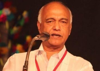 ലക്ഷദ്വീപ്-അഡ്മിനിസ്ട്രേറ്ററെ-തിരിച്ചുവിളിക്കണം:-എളമരം-കരീം-രാഷ്ട്രപതിക്ക്-കത്ത്-നല്‍കി