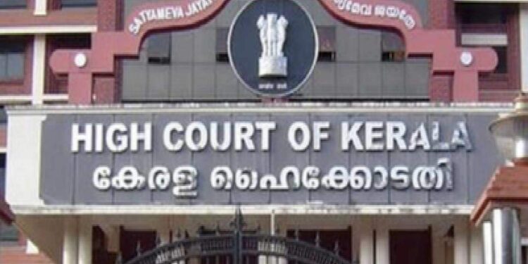 എന്തുകൊണ്ട്-കൊവിഡ്-വാക്‌സിൻ-സൗജന്യമായി-നൽകുന്നില്ല?-കേന്ദ്രത്തോട്-ഹൈക്കോടതി