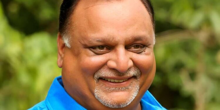 ലക്ഷദ്വീപ്-അഡ്മിനിസ്ട്രേറ്ററെ-തിരിച്ചുവിളിക്കണം-എംവി.-ശ്രേയാംസ്-കുമാര്‍