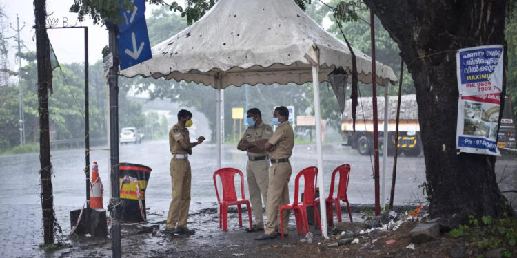 രണ്ട്-നദികൾ-അപകട-നിരപ്പിനു-മുകളിൽ;-സംസ്ഥാനത്ത്-കനത്ത-മഴ-തുടരുന്നു