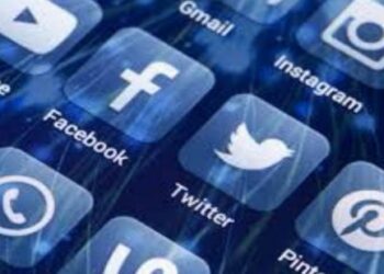 നിയമം-പാലിച്ചേ-പറ്റു-;-സാമൂഹ്യമാധ്യമങ്ങളോട്-കേന്ദ്രം