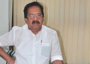 അപമാനിച്ചു-പുറത്താക്കി;-സോണിയക്ക്-ചെന്നിത്തലയുടെ-പരാതി