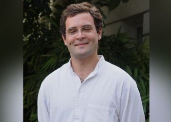 രണ്ടാം-തരംഗത്തിനു- കാരണം-മോഡിയുടെ-പരാജയം:-രാഹുൽ