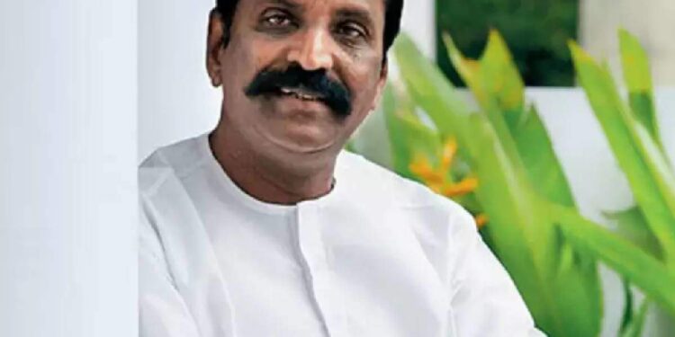 ഒഎൻവി-പുരസ്‌കാരം-സ്വീകരിക്കില്ലെന്ന്-വൈരത്തു;-പിന്മാറ്റം-വിവാദത്തെ-തുടർന്ന്