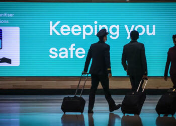 ഓസ്‌ട്രേലിയയുടെ-രാജ്യാന്തര-യാത്രാ-വിലക്കിനെതിരെയുള്ള-ഹർജി-തള്ളി