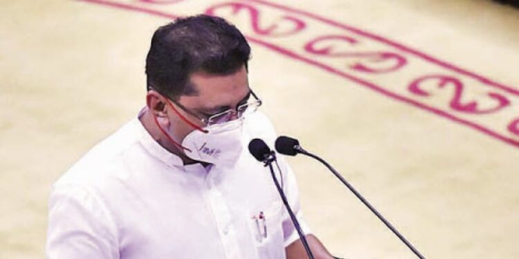 എന്നെ-കൊല്ലാന്‍-സാധിക്കും,-ഒരിക്കലും-തോല്‍പ്പിക്കാനാവില്ല-നിയമസഭയില്‍-വെല്ലുവിളിച്ച്-കെടി.-ജലീല്‍