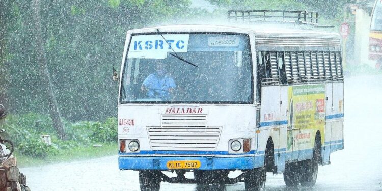കർണാടകയുമായി-വർഷങ്ങൾ-നീണ്ട-നിയമപോരാട്ടം;-‘ksrtc’-ഇനി-കേരളത്തിന്-സ്വന്തം