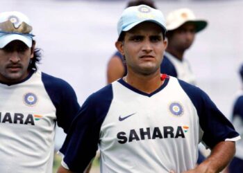 ധോണിയെ-കീപ്പറാക്കാൻ-ഗാംഗുലിയുടെ-സമ്മതത്തിന്-10-ദിവസമെടുത്തു:-കിരൺ-മോർ