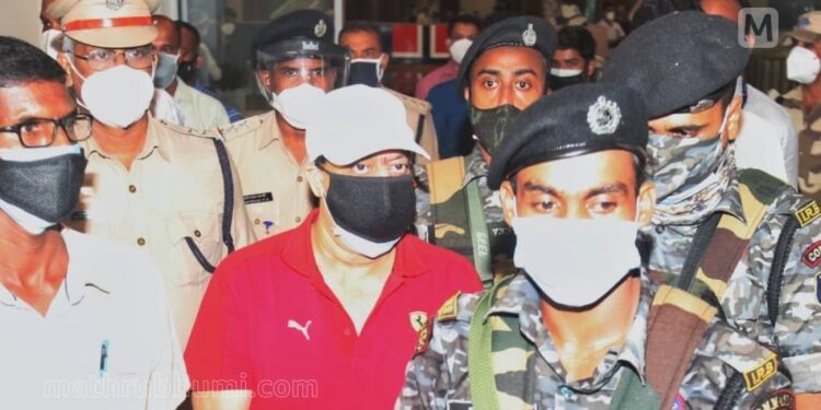 രവി-പൂജാരിയെ-കൊച്ചിയില്‍-എത്തിച്ചു;-എടി.എസിന്റെ-കസ്റ്റഡിയില്‍-സൂക്ഷിക്കും,-ചോദ്യം-ചെയ്യല്‍-നാളെ