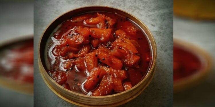 പൈനാപ്പിള്‍-അച്ചാര്‍-തയ്യാറാക്കാം