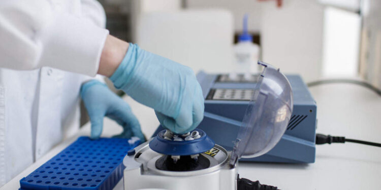 വൈറോളജി-ഇൻസ്റ്റിറ്റ്യൂട്ടിൽ-വാക്സിൻ-നിര്‍മാണത്തിന്-കേരളം;-ഗവേഷണത്തിനായി-10-കോടി-രൂപ