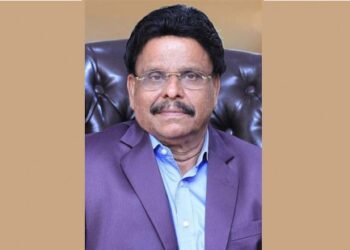 പ്രമുഖ-മലയാളി-വ്യവസായി-വിജയകുമാറിന്-അബുദാബിയുടെ-ഗോൾഡൻ-വിസ