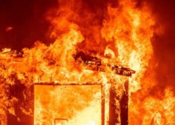 പൂനെ-ഫാക്ടറിയില്‍-വന്‍-തീപിടുത്തം;-8-തൊഴിലാളികള്‍-മരിച്ചു