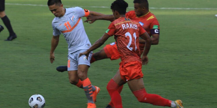 ഛേത്രിക്ക്-അവസരം-നൽകിയാൽ-അത്-പാഴാക്കില്ല:ബംഗ്ലാദേശ്-പരിശീലകൻ