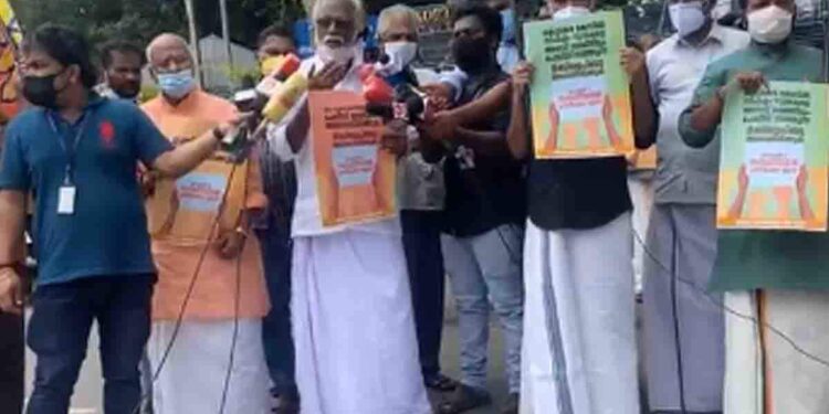 കള്ളക്കേസിൽ-കുടുങ്ങി-പാർട്ടി-തകർന്നു-പോകുമെന്ന്-വ്യാമോഹിക്കേണ്ട:-കുമ്മനം