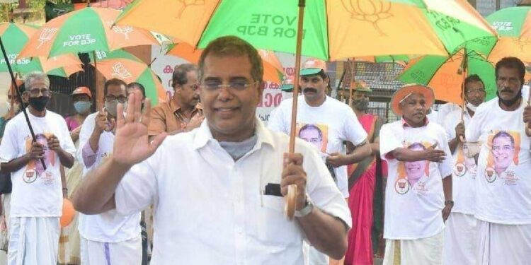 ‘പിണറായി-നേരിട്ട്-കള്ളപ്പണം-വിതരണം-ചെയ്‌തു,-ഘടകകക്ഷികൾക്കും-പണം-ലഭിച്ചു’:-അബ്‌ദുള്ളക്കുട്ടി