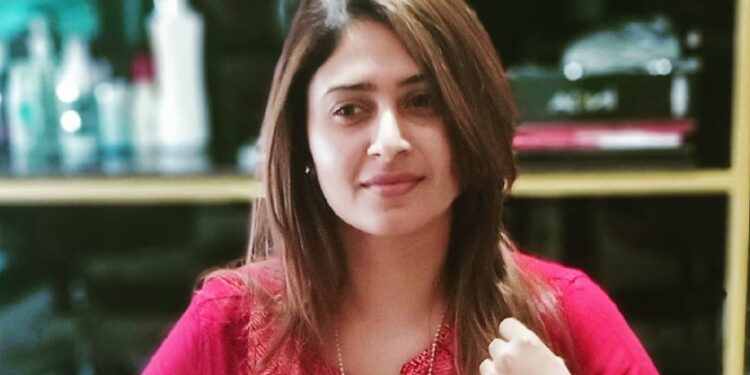 ആയിഷ-സുല്ത്താന-മുന്കൂര്-ജാമ്യം-തേടി-ഹൈക്കോടതിയെ-സമീപിച്ചു