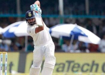 സ്വിങ്-ചെയ്യുന്ന-പന്തുകൾ-കളിക്കാൻ-രോഹിത്-ബുദ്ധിമുട്ടും;-മുൻ-ന്യൂസിലൻഡ്-താരം