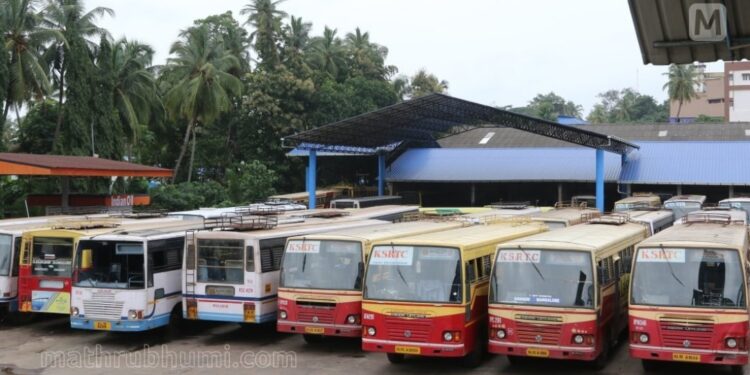 കെഎസ്ആര്‍ടി.സിയും-ജല-ഗതാഗത-വകുപ്പിന്റെ-ബോട്ടുകളും-പരിമിത-സര്‍വീസുകള്‍-നടത്തും