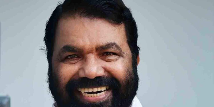 പാവപ്പെട്ടവ‍ര്‍ക്ക്-കൊവിഡ്-ധനസഹായവുമായി-തൊഴിൽ-വകുപ്പ്;-210-കോടി-രൂപ-വിതരണം-ചെയ്യും