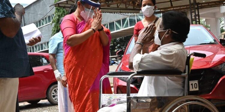 മരുന്നുകളുടെ-ഒരു-മാസത്തെ-കരുതൽ-ശേഖരം-വേണം;-നിര്‍ദ്ദേശവുമായി-മന്ത്രി-വീണാ-ജോര്‍ജ്