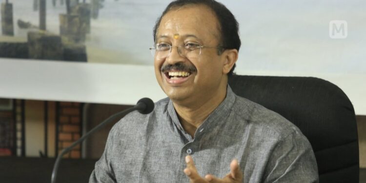 അടിസ്ഥാനപരമായി-ഗുണ്ടകളെന്ന-ഏറ്റുപറച്ചില്‍;-പിണറായി-സുധാകരന്‍-വാക്‌പോരില്‍-മുരളീധരന്‍