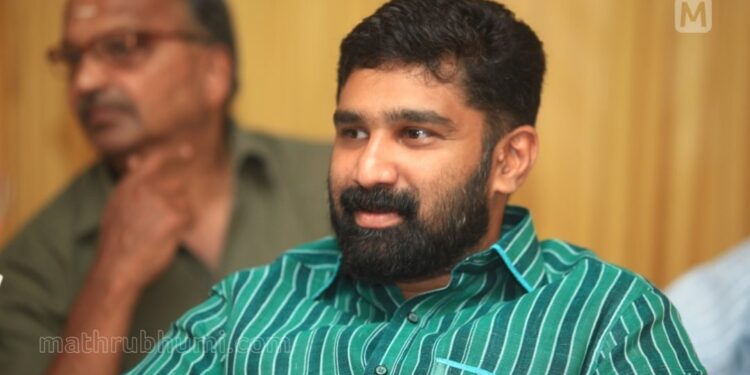 ‘പ്രഹസന-ഇന്റര്‍വ്യൂ,-പ്രതിപ്പട്ടിക-അനുസരിച്ച്-ഭാര്യമാര്‍ക്ക്-1,2,3-റാങ്ക്’-വിമര്‍ശിച്ച്-ബല്‍റാം